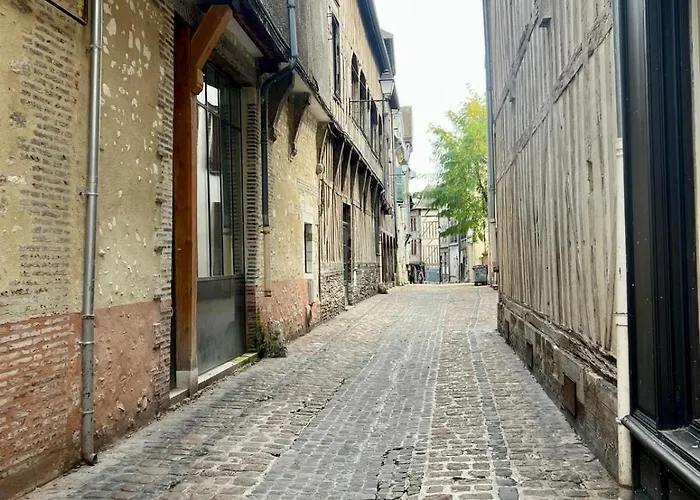 Hyper Centre Le Cozy Colbert Troyes